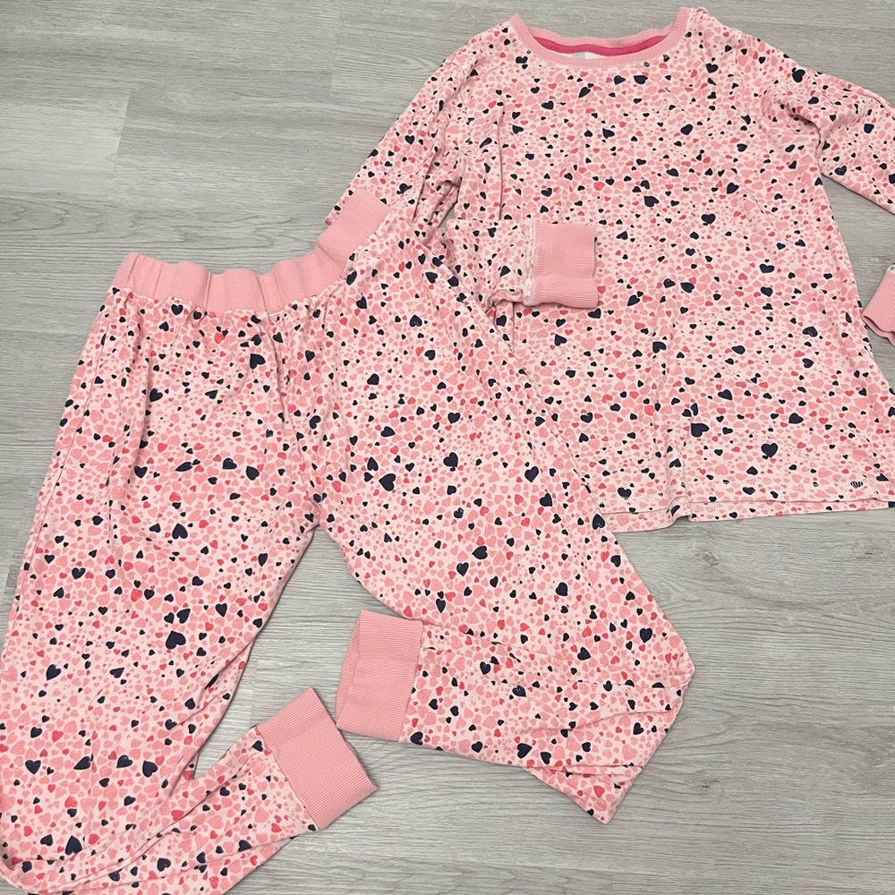 Vera Bradley Pink Heart Pattern Pajamas